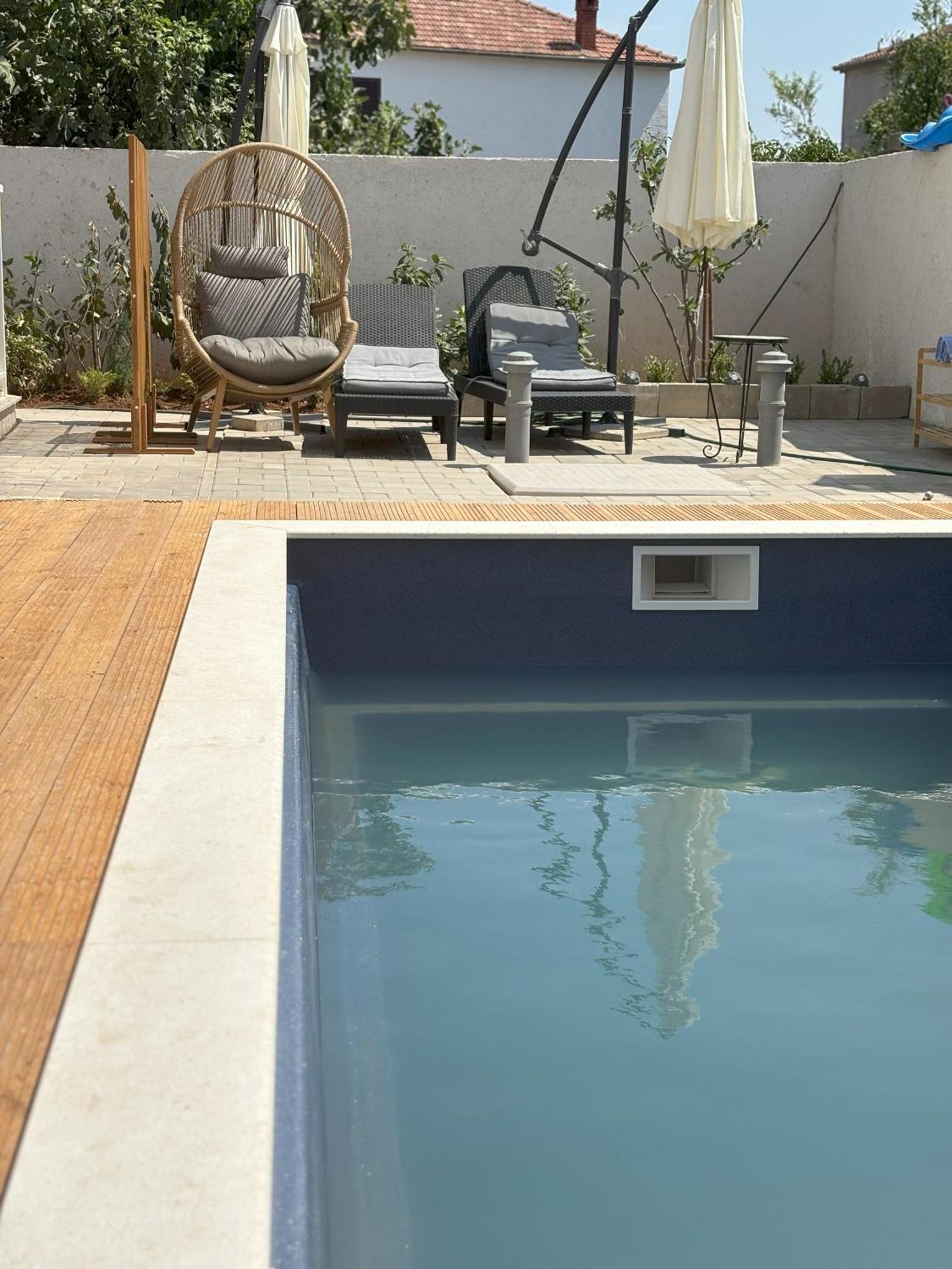 Vila Regina Apartment Rex With Swimming Pool Jezera Kültér fotó